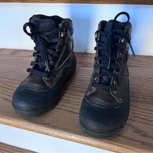 Crater Ridge Brown YTH Duck Falcon Boots • Boys Size 12 • Waterproof